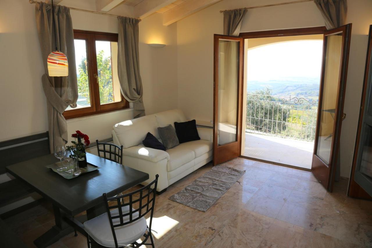 Casa Vacanze Squarcialupi Castellina in Chianti Exterior foto