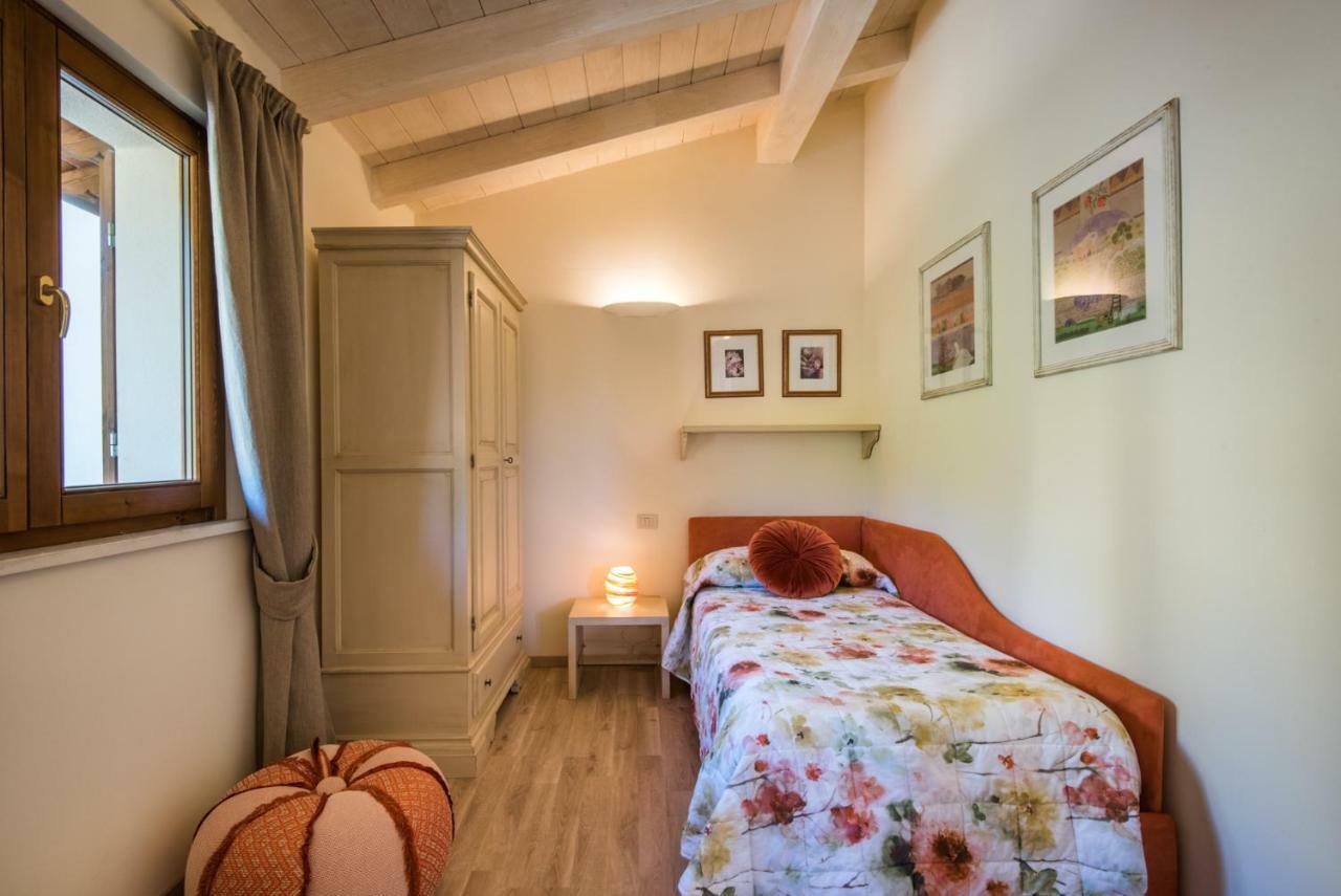 Casa Vacanze Squarcialupi Castellina in Chianti Exterior foto